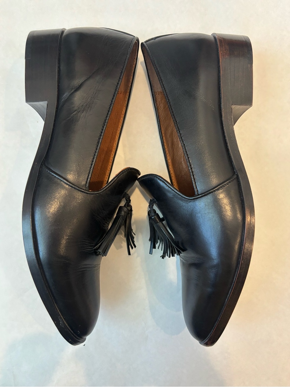 Frye Erica Venetian Black Leather Pointed Tassel Loafers- size 9 - Picture 4 of 8